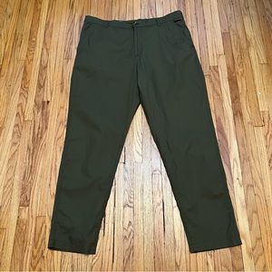 $70 NWT Olive Night Eddie Bauer Lightweight Rip stop Green Pants 40 X 32 Utility